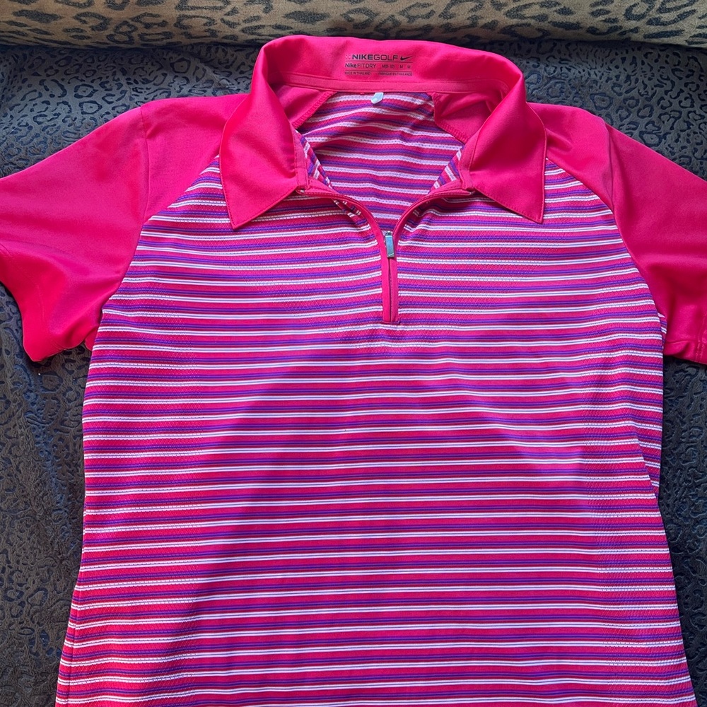 Women’s size medium Nike Golf shirt